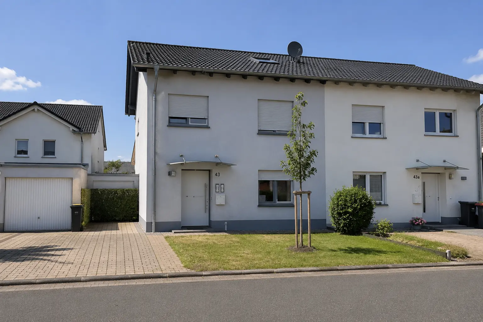 Modernes Doppelhaus in der Region Straubing-Bogen